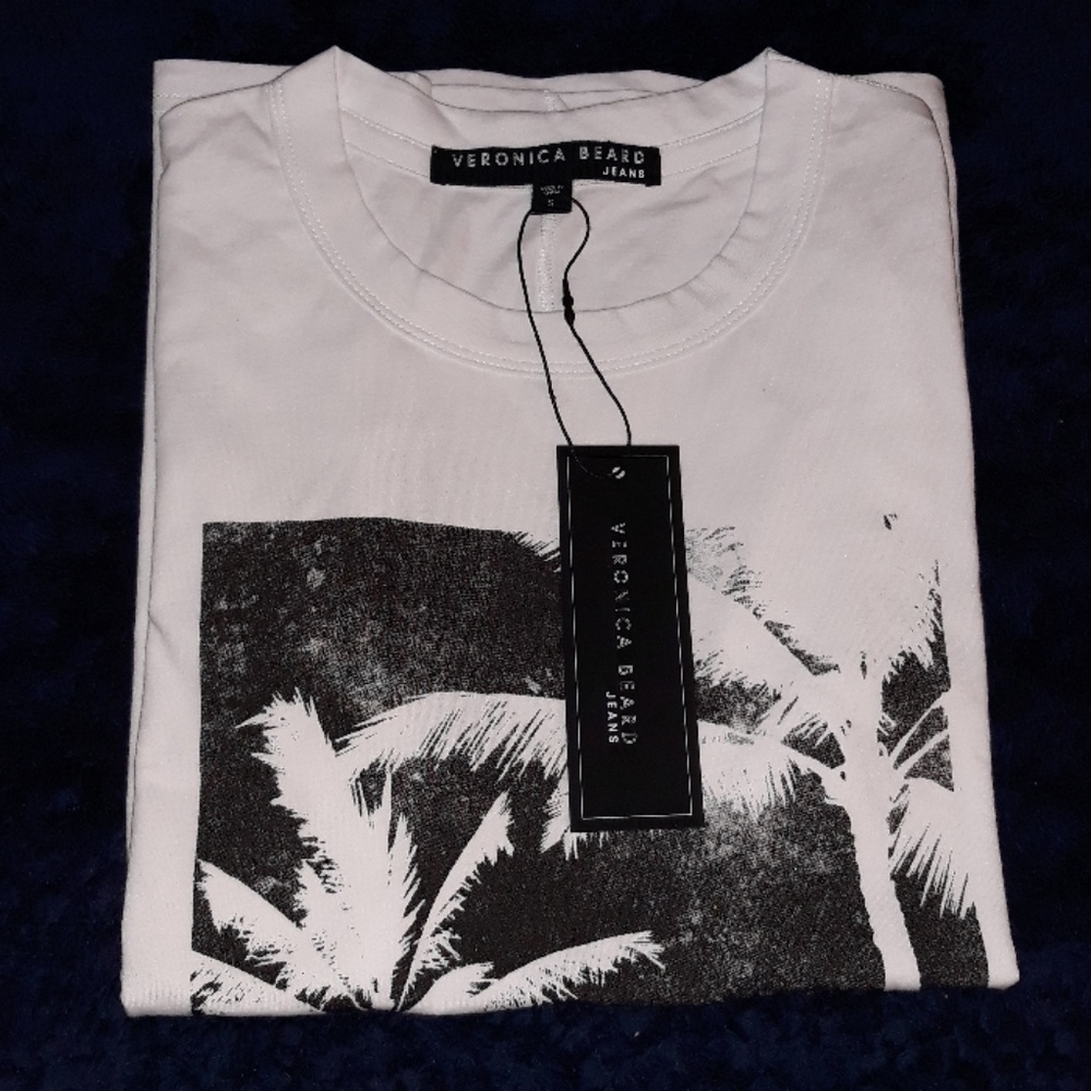 Veronica beard tee shirt